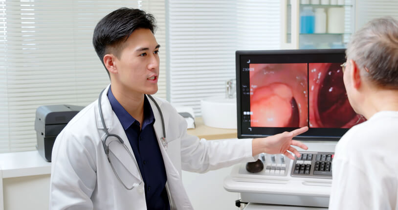 Doctor explain tumor surgery